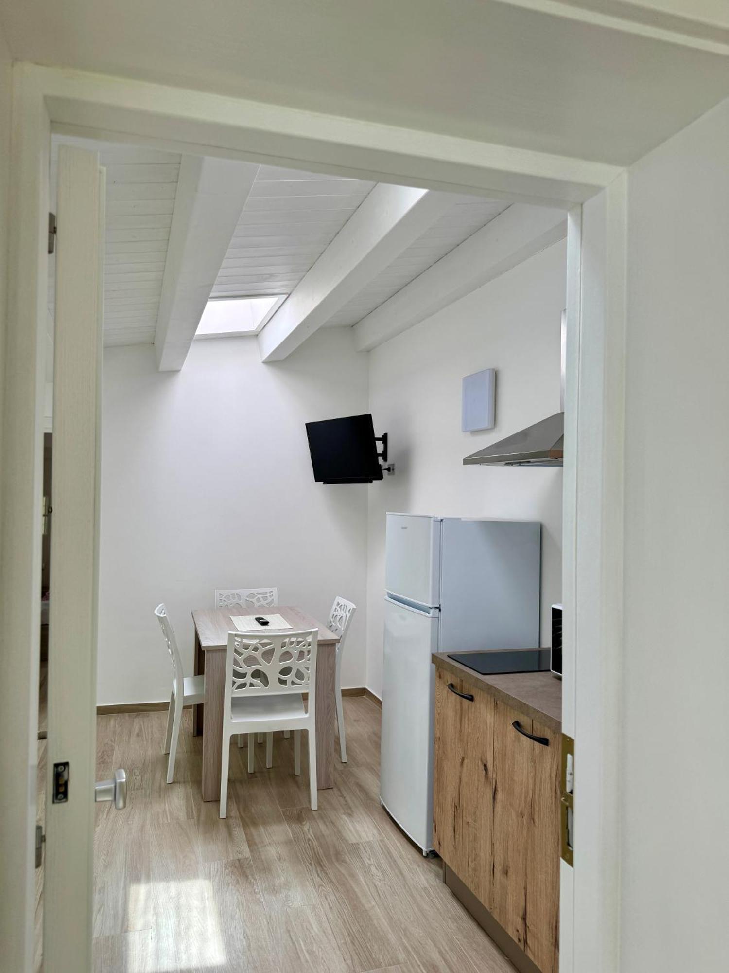 Terrasini Center Apartments Εξωτερικό φωτογραφία